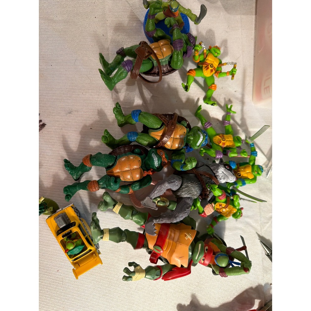 TMNT Action Figure Lot Toys Leonardo Michelangelo Raphael Splinter Taxi